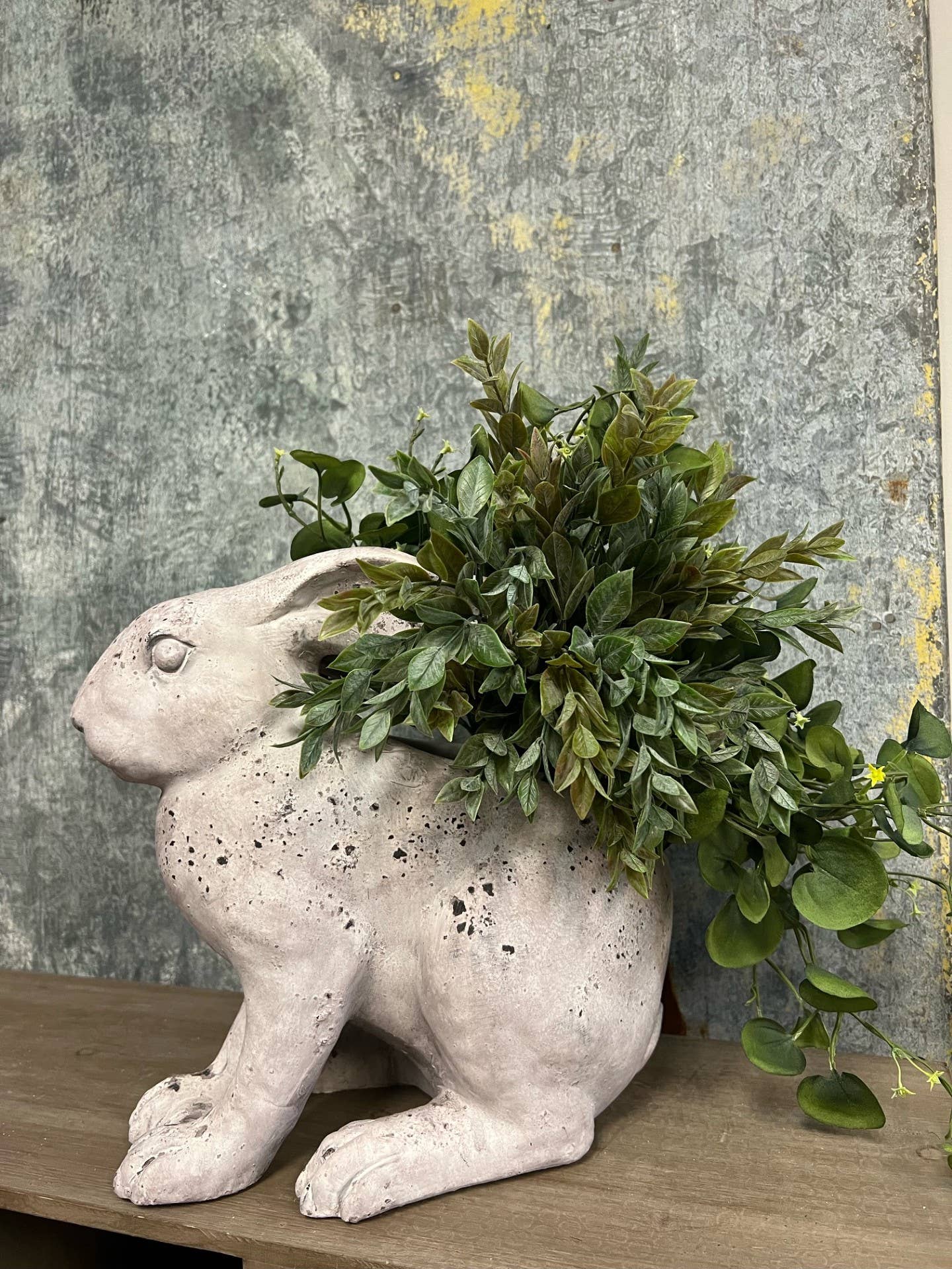 RESIN RABBIT PLANTER - SMALL