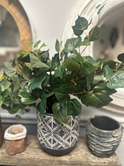 Aboriginal Rhombus Planter Black